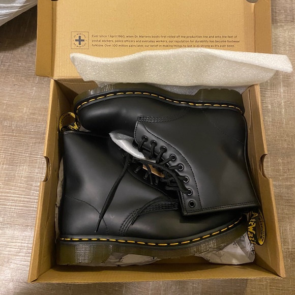 BRAND NEW Dr. Marten’s 1460 Smooth Leather Boot